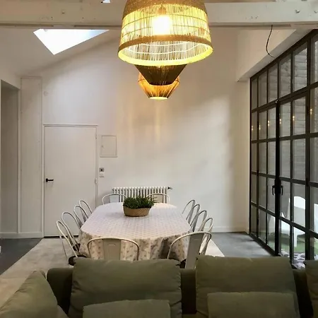 La Maison De Felix. Maison De Bord De Loire.